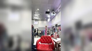 Emanuela nuova diretta in diretta dallo studio televisivo OF