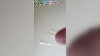 Schizzi di sborra calda