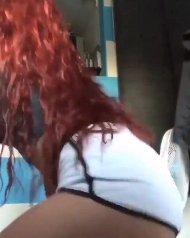 Teen napoletana chiappona