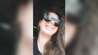 Fidanzata 18 enne tettona le esce in macchina