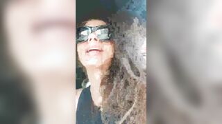 Fidanzata 18 enne tettona le esce in macchina