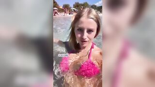 Bionda italiana fica bikini al mare IG