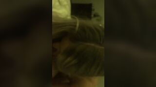 Pompino 18 enne bionda porca