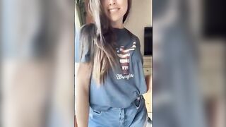 Mostro fidanzata 21 enne porcella