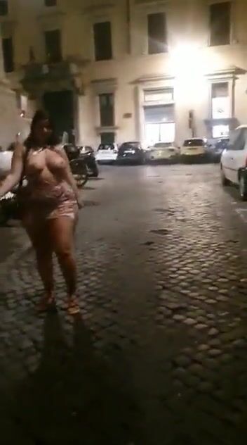 le uscite sobrie con le amiche zoccole