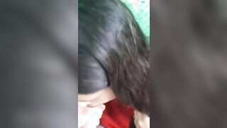 Pompino fidanzata diciottenne che sputa schifata la sborra