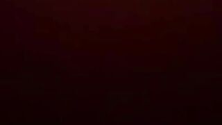 Lo prende tutto in gola mia moglie troia