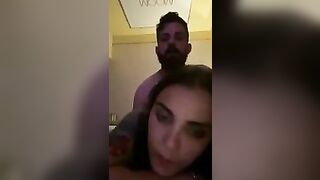 Stai godendo puttanella?