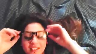 Pompino fidanzata napoletana sborrata in faccia