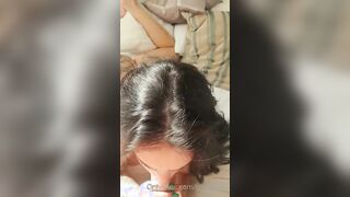 Bellissima italiana tatuata Pompino con sborrata in faccia OF