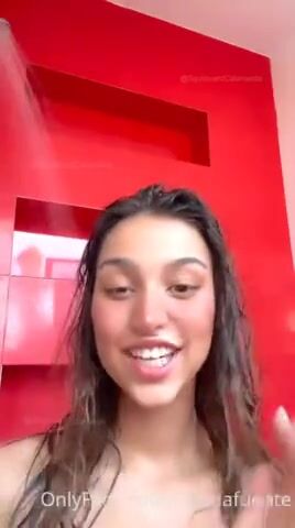 Teen latina con culo di marmo OF