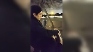 Chi mi paga una frittura di pesce? Fidanzata con lush in fica sulla panchina C4