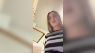 Onlyfanser Teen italiana esce le tettone