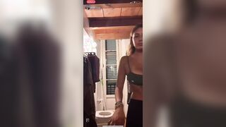 Teen italiana bionda 18 enne con grosse tette