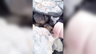 Ti piace come te lo spompino in riva al mare vero?