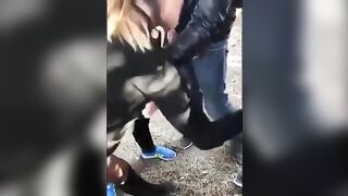 Fottetemi forte stronzi - Ragazza italiana scopata all'aperto da 4 ragazzi