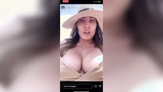 Le tremende tettone di Paola Saulino