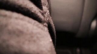 Brava segali bene i due guardoni porcona - Car sex italiano vero