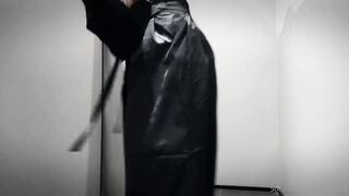 Spogliarello ragazza bionda italiana OF