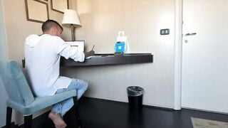 Appena assunta giovane tirocinante vuole fare carriera