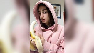 La banana deepthroat OF