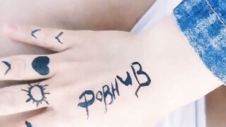 Mi porta sugli scogli a fargli un pompino