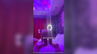 Christina infermiera sexy con gran culo