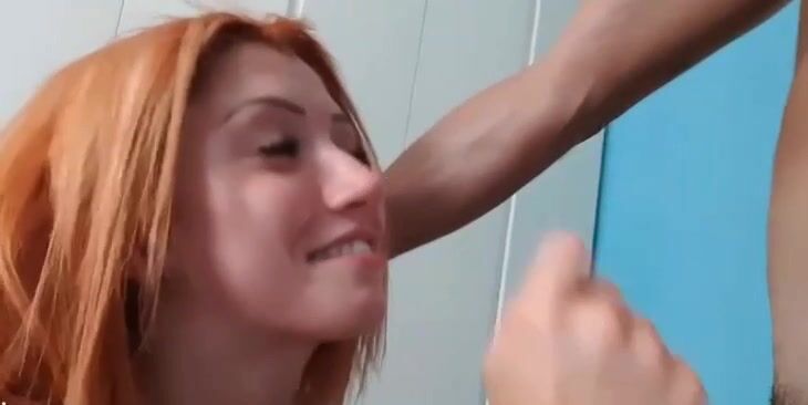 Evita sti primi piani cortesemente! Non sono io che succhio