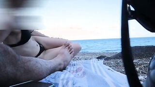 Moglie troia in spiaggia