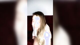 In diretta con un fan - Ho messo le mutandine che ti piacciono... Le tolgo?