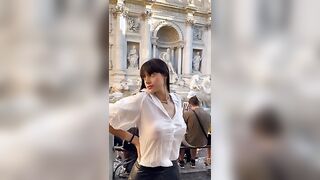 Martina tette outdoor a Roma