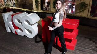 Kiss me baby FIdanzata esibizionista fladh culo