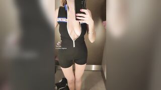 Selfie Milf itaiana tiktok tette