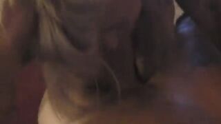 Fidanzata bionda fica me lo succhia Pov