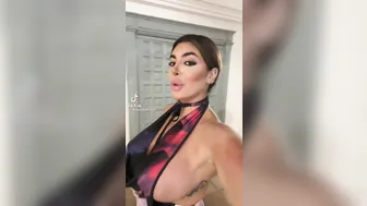 Video porno tettona tiktok Gratis su Itpornit