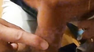 Lecca sotto le palle