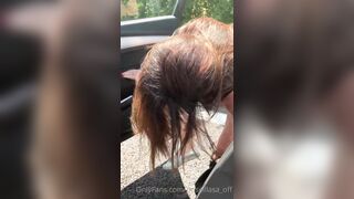 Fermiamoci in autostrada che faccio una piasciatina - Priscilla Salerno pissing