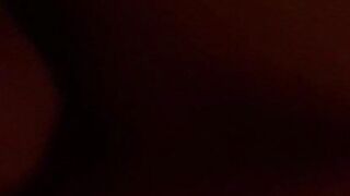 La mia ragazza mi spompina mentre le lecco il culo