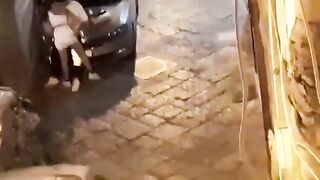 Beccati a scopare in strada