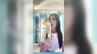 Voglio un gelato XXL gusto cioccolato fondente