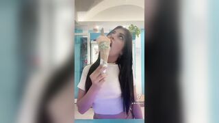 Voglio un gelato XXL gusto cioccolato fondente