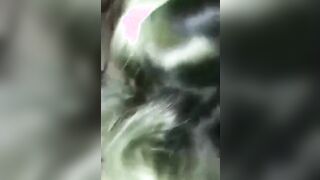 Fai vedere le tette e mettilo un po' in fica