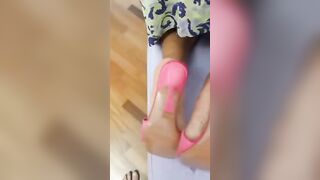 Aveva bisogno di una sborrata sui piedini