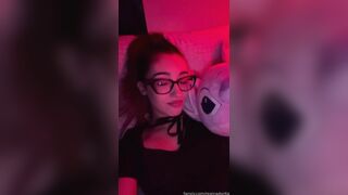 Pompino in ascensore al mio vicino