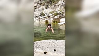 Tettona italiana al fiume