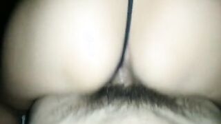 Mia moglie scopa davanti a me che mi sego