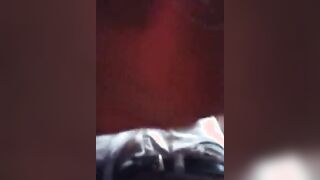 Napoletana zoccola gioca col cazzo del suo uomo