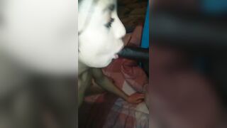 Diciottenne italiana spompina cazzo nero