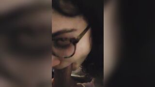 Metto a pecorina la mia troietta e la chiavo