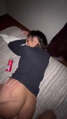 Scopo bene il culo alla mia amica tans